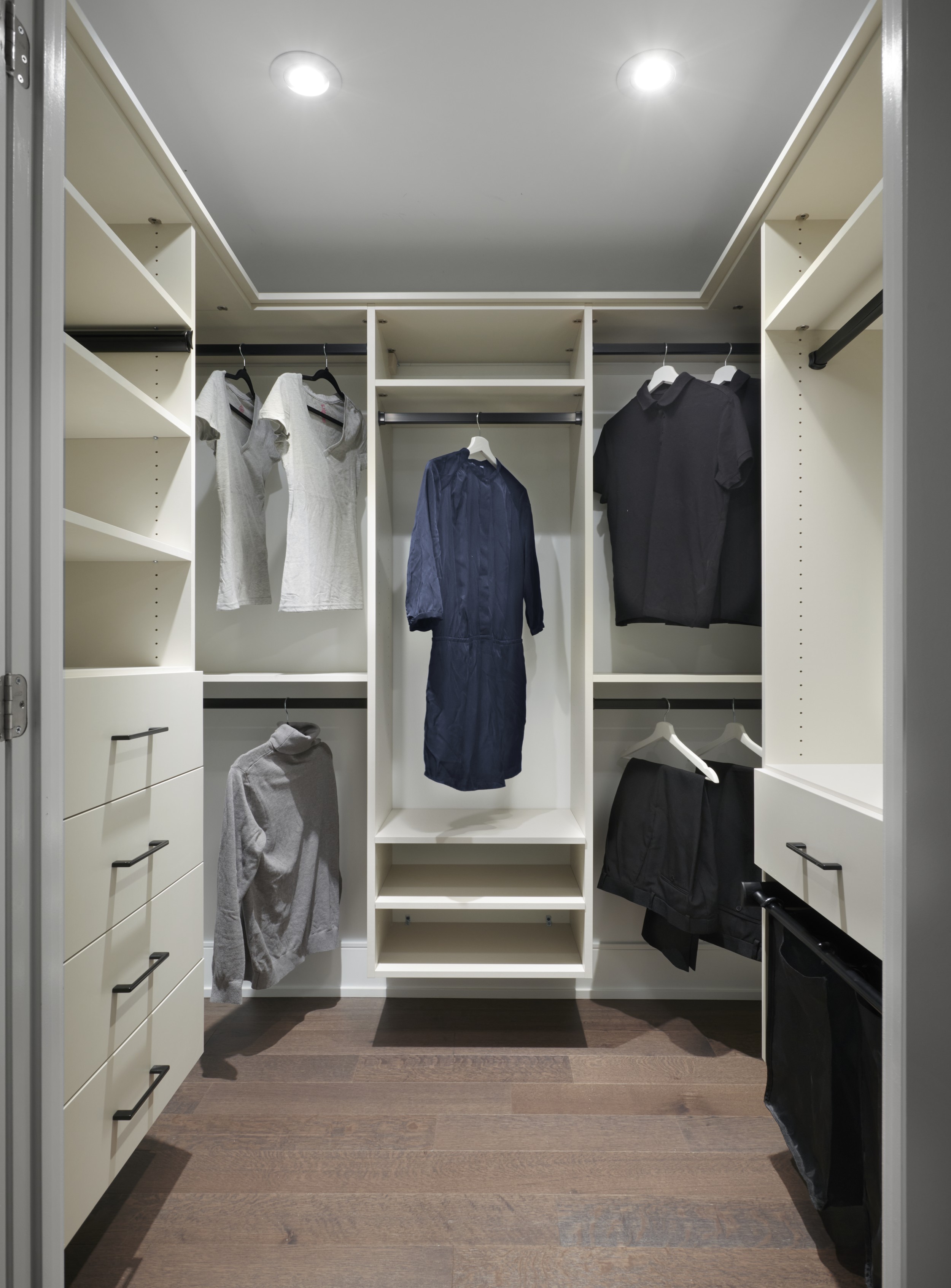 The Well Signature Suite 402 Walk-in Closet