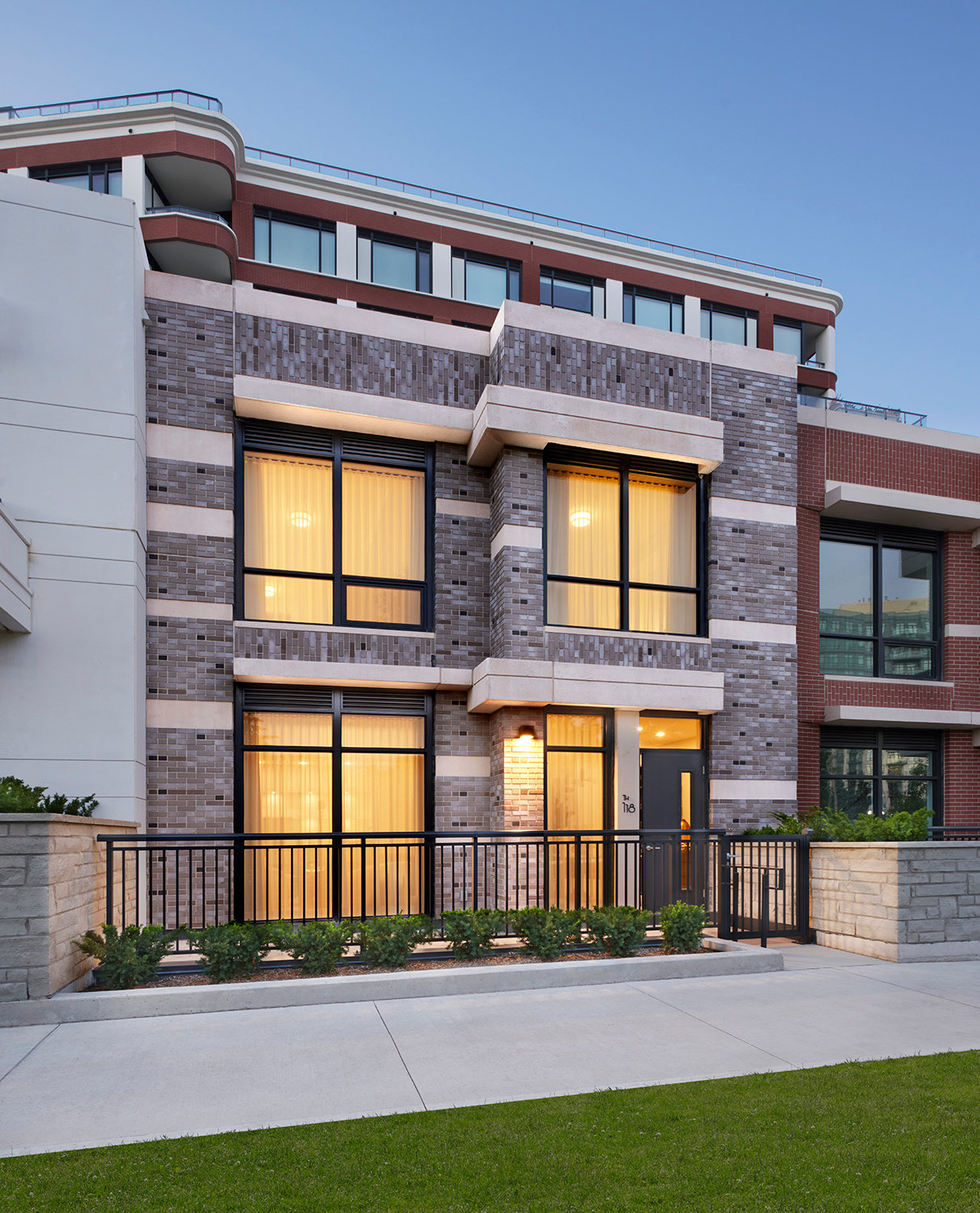 Edenbridge Suite 118 Exterior