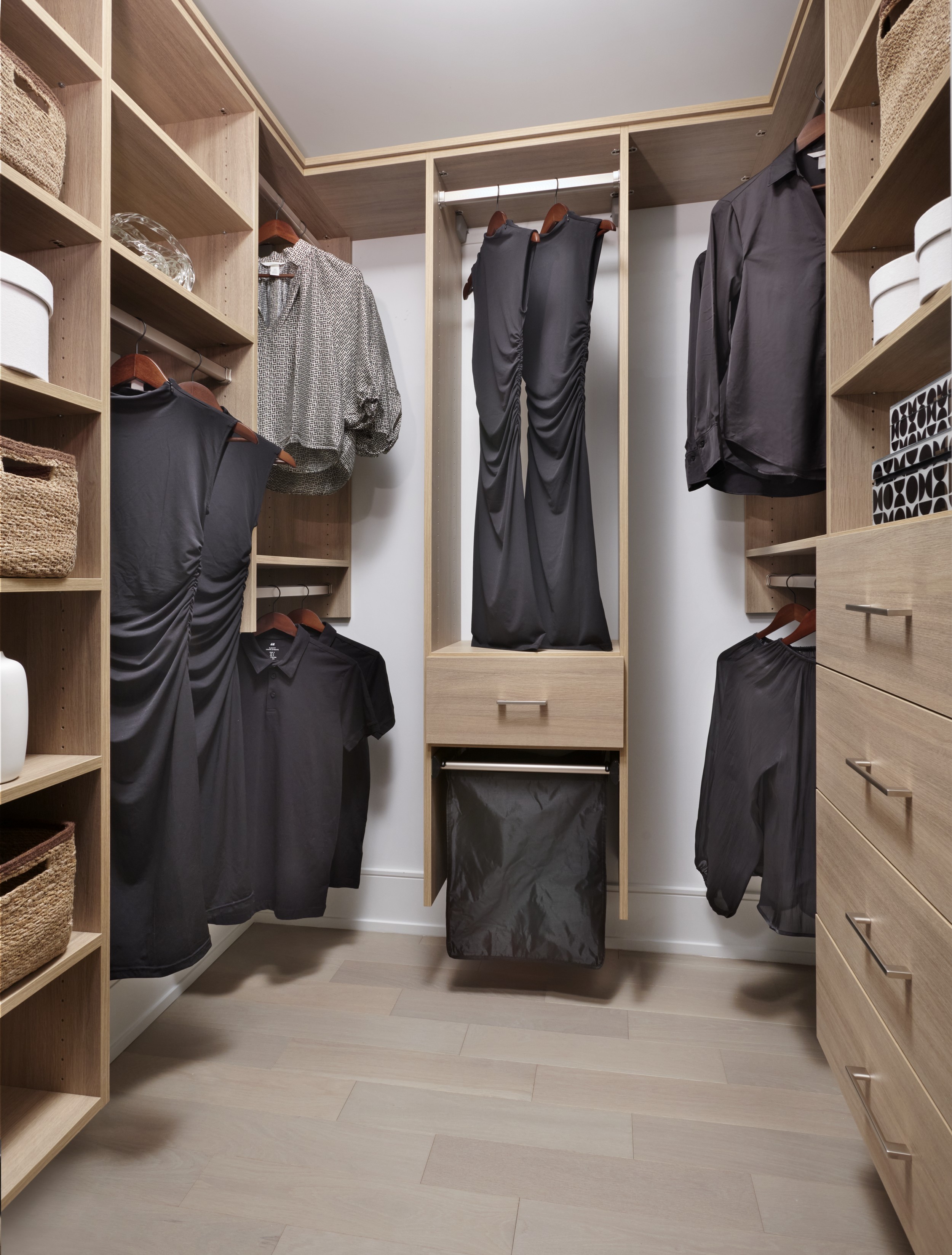 The Well Signature Suite 610 Principal Walk-In Closet