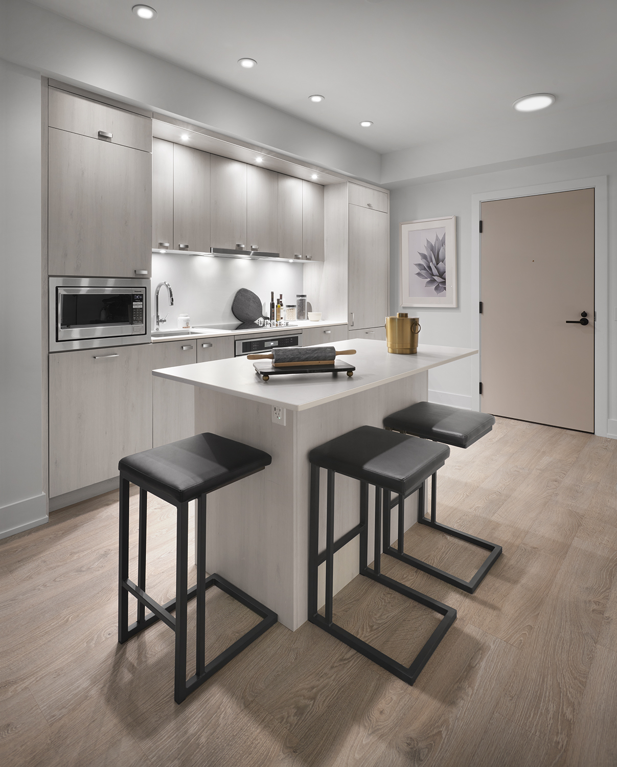 The Dupont Suite 327 Kitchen