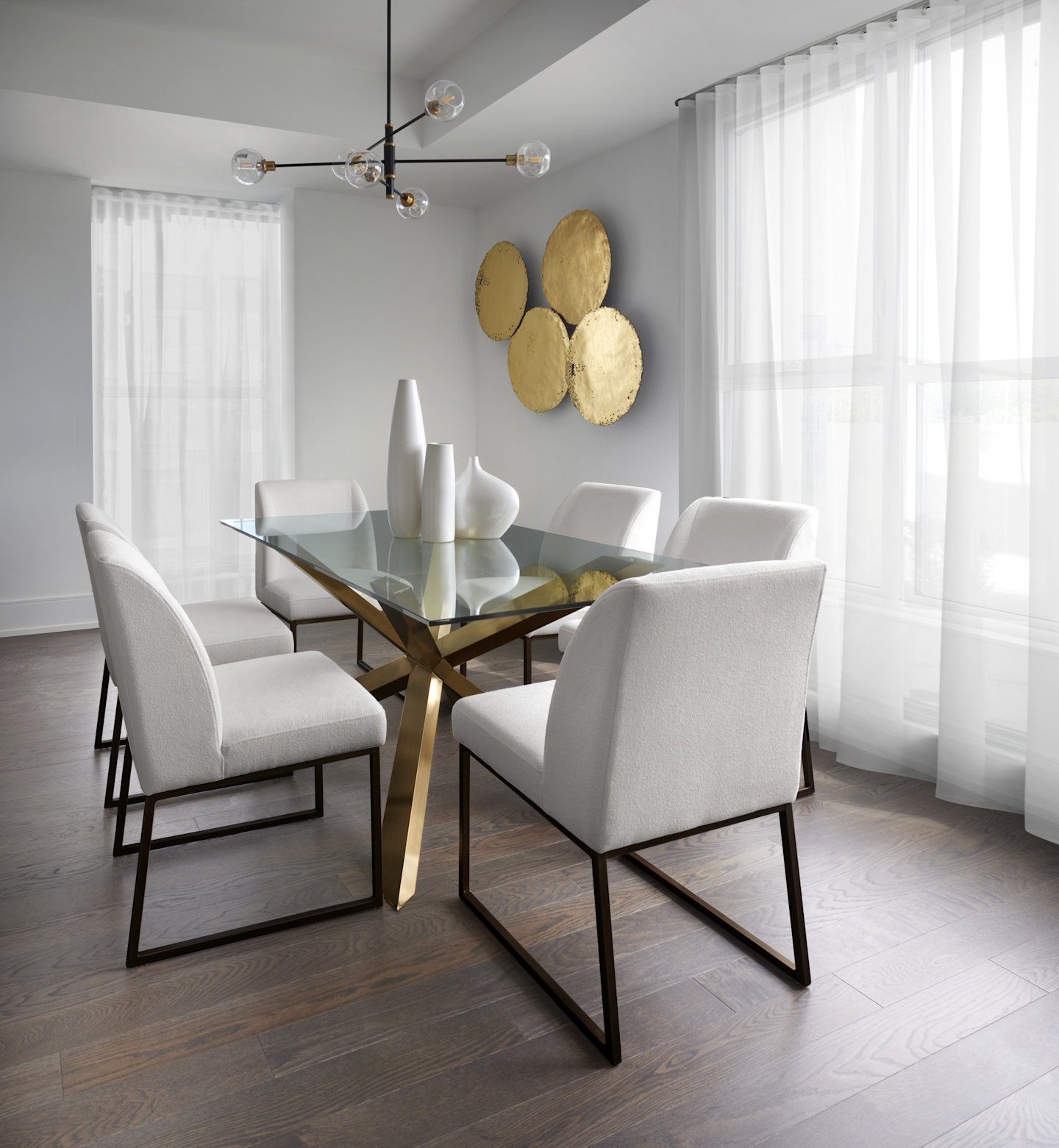 Auberge Suite 333 Dining Room