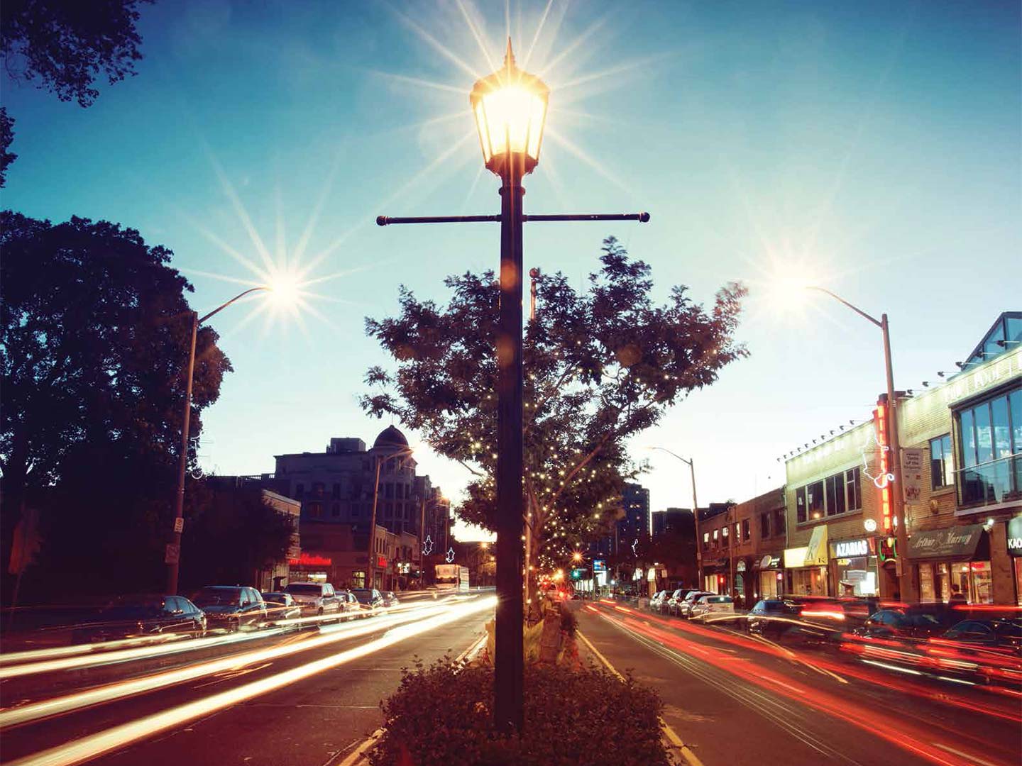 Long Exposure Photo of Islington Street