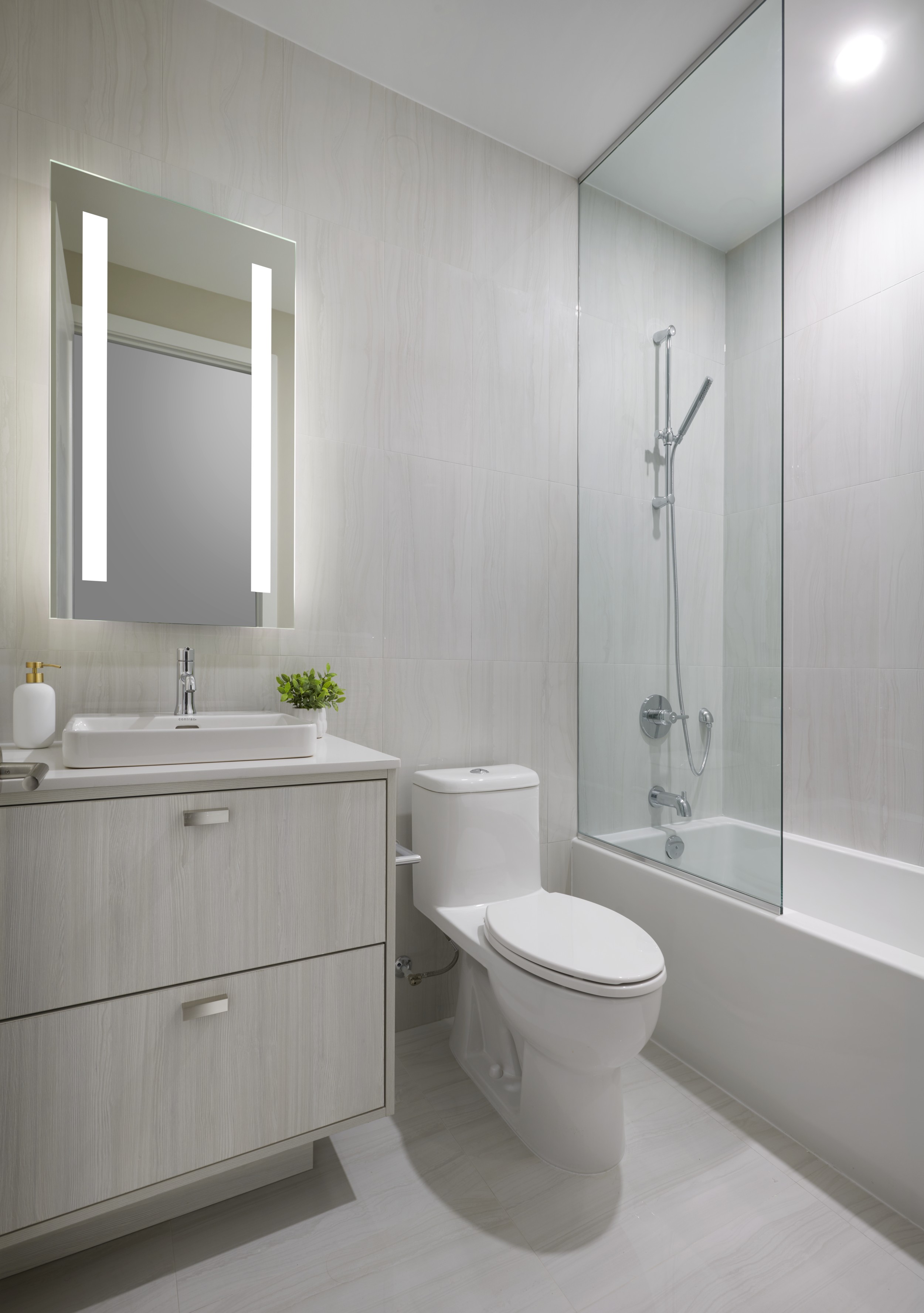 MRKT Suite 107 Secondary Bathroom