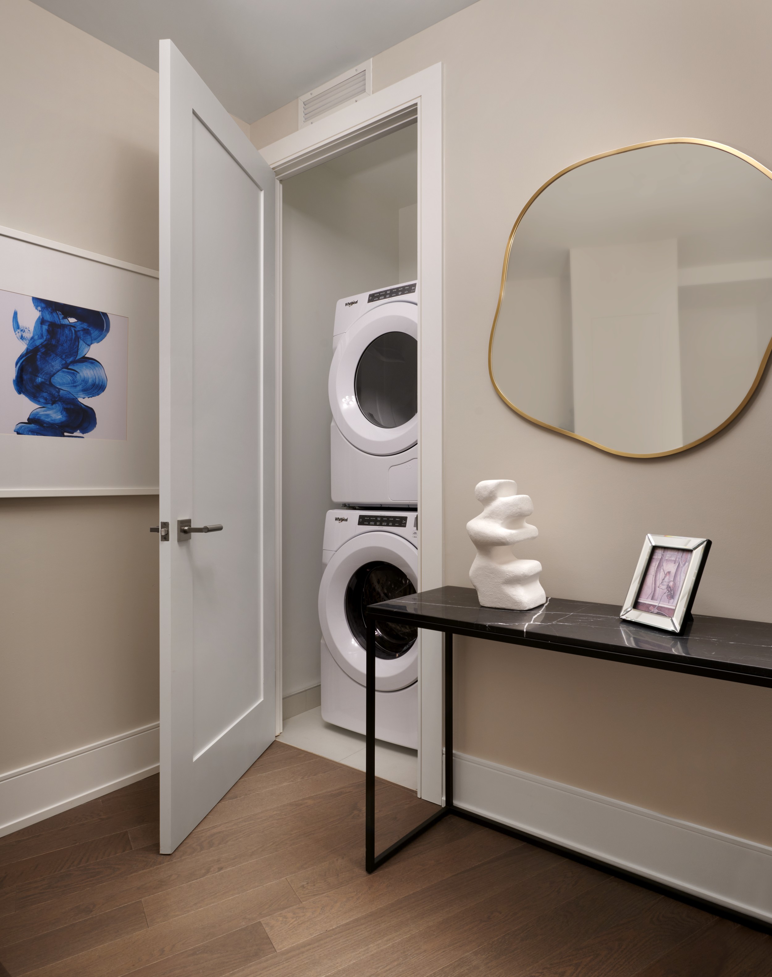 Edenbridge Suite 123 Laundry Room