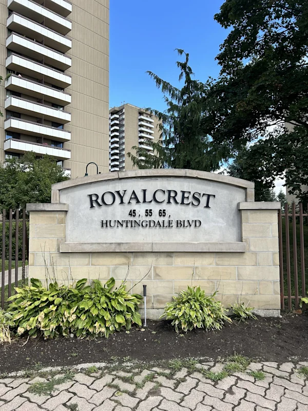 Royalcrest.jpg