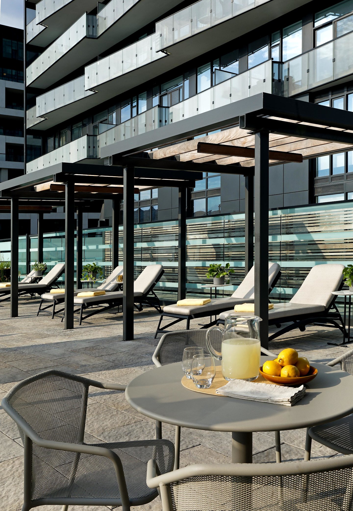 The Well Classic II Outdoor Pool Seating