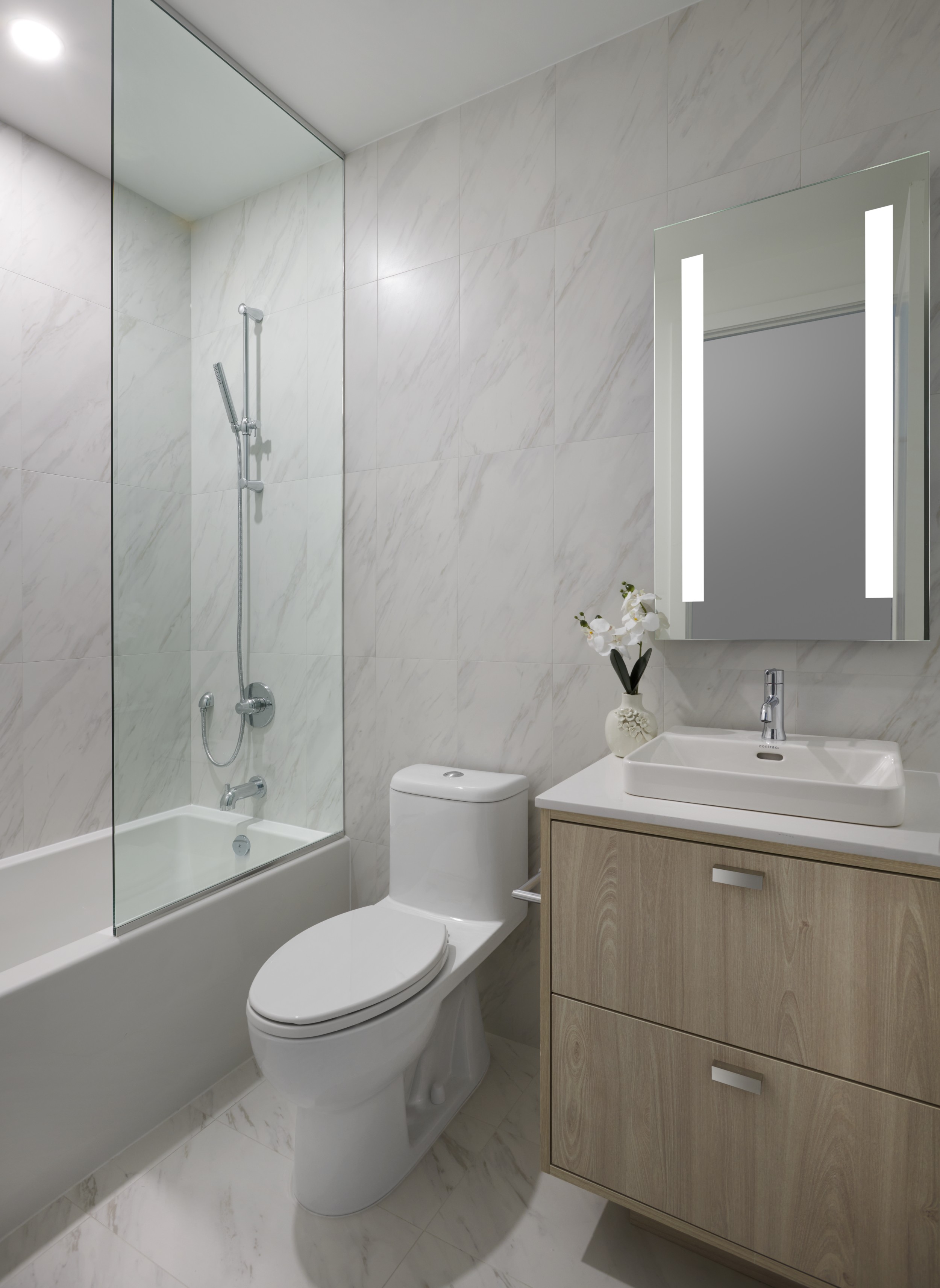 MRKT Suite 105 Secondary Bathroom