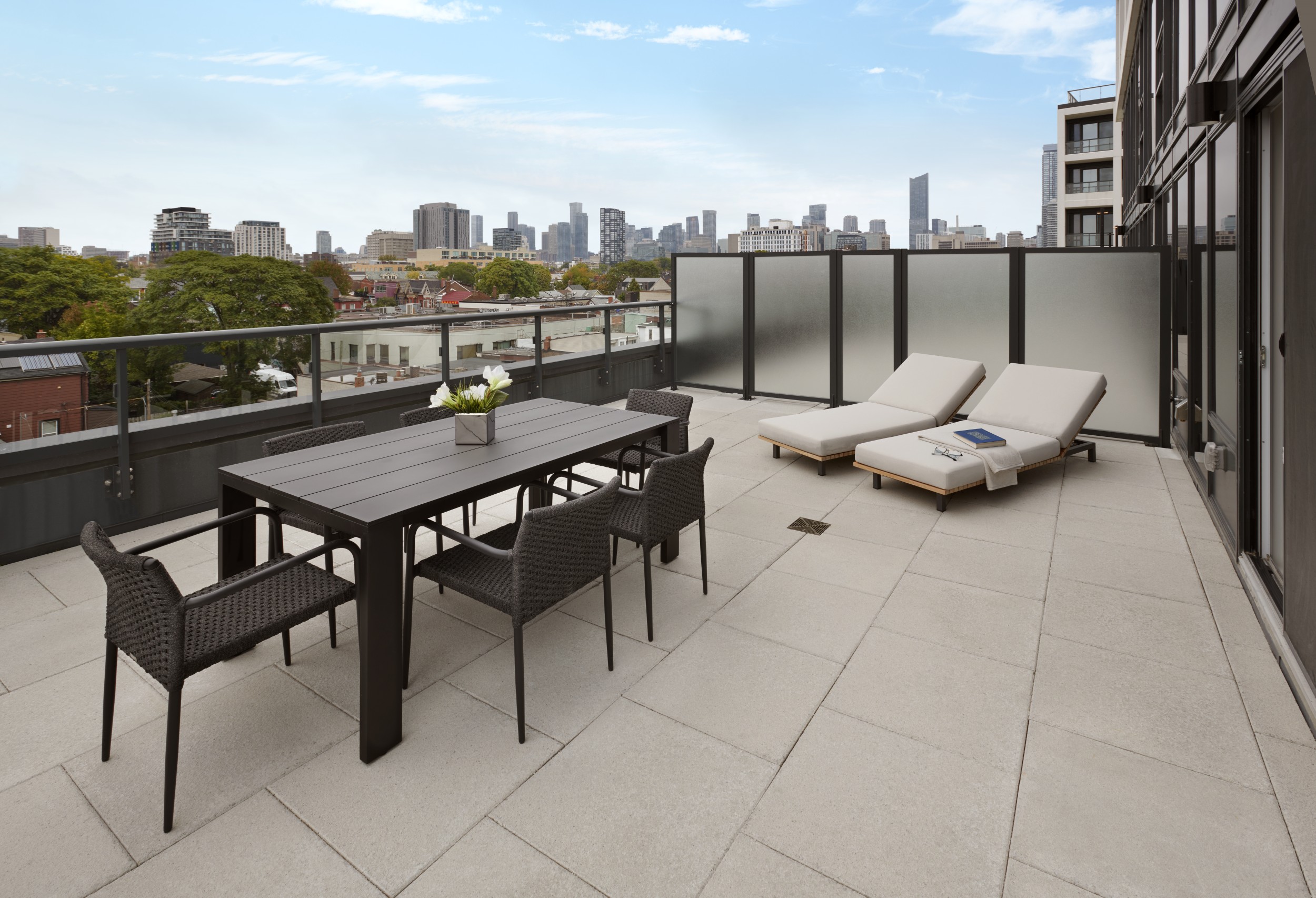 MRKT Suite 512 Terrace