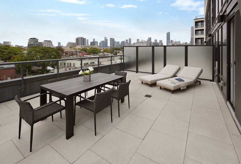 MRKT Suite 512 Terrace