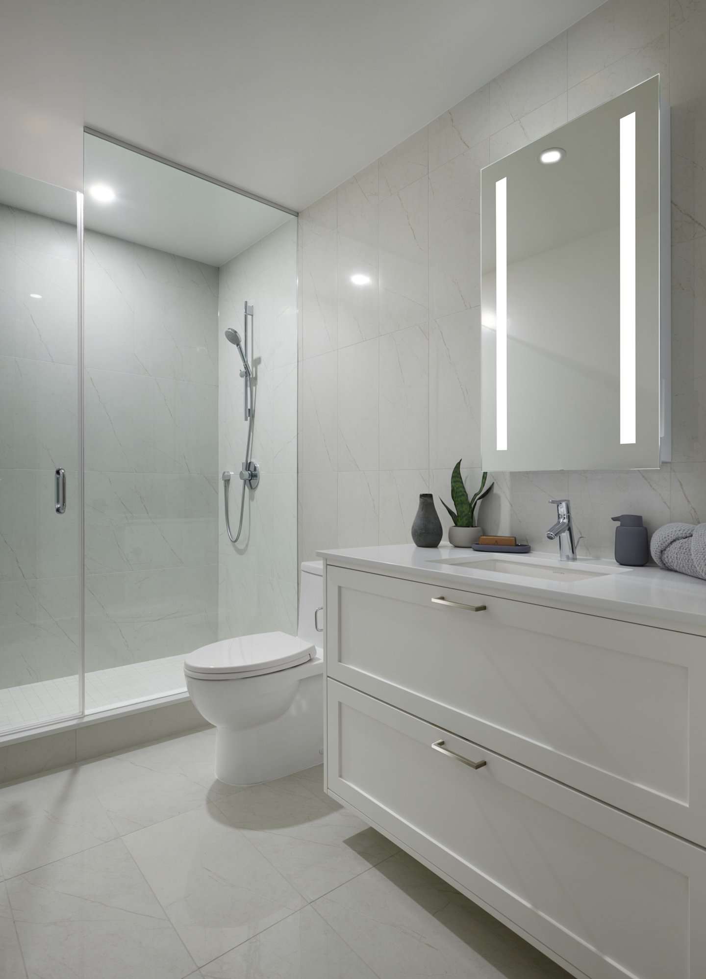 Royal Bayview Suite 202 Secondary Bathroom