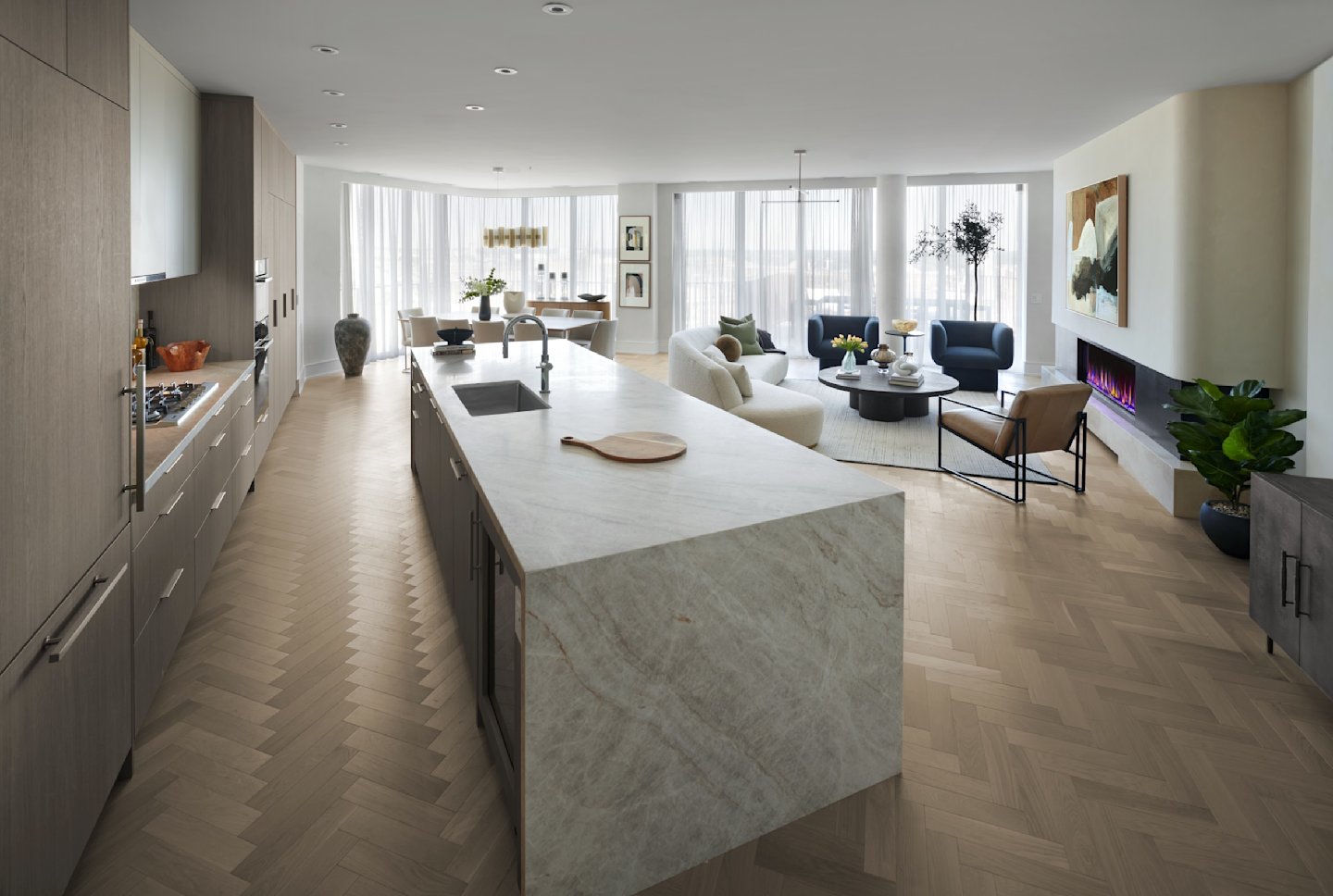Aqualuna Suite LPH03 Kitchen, Living and Dining Area