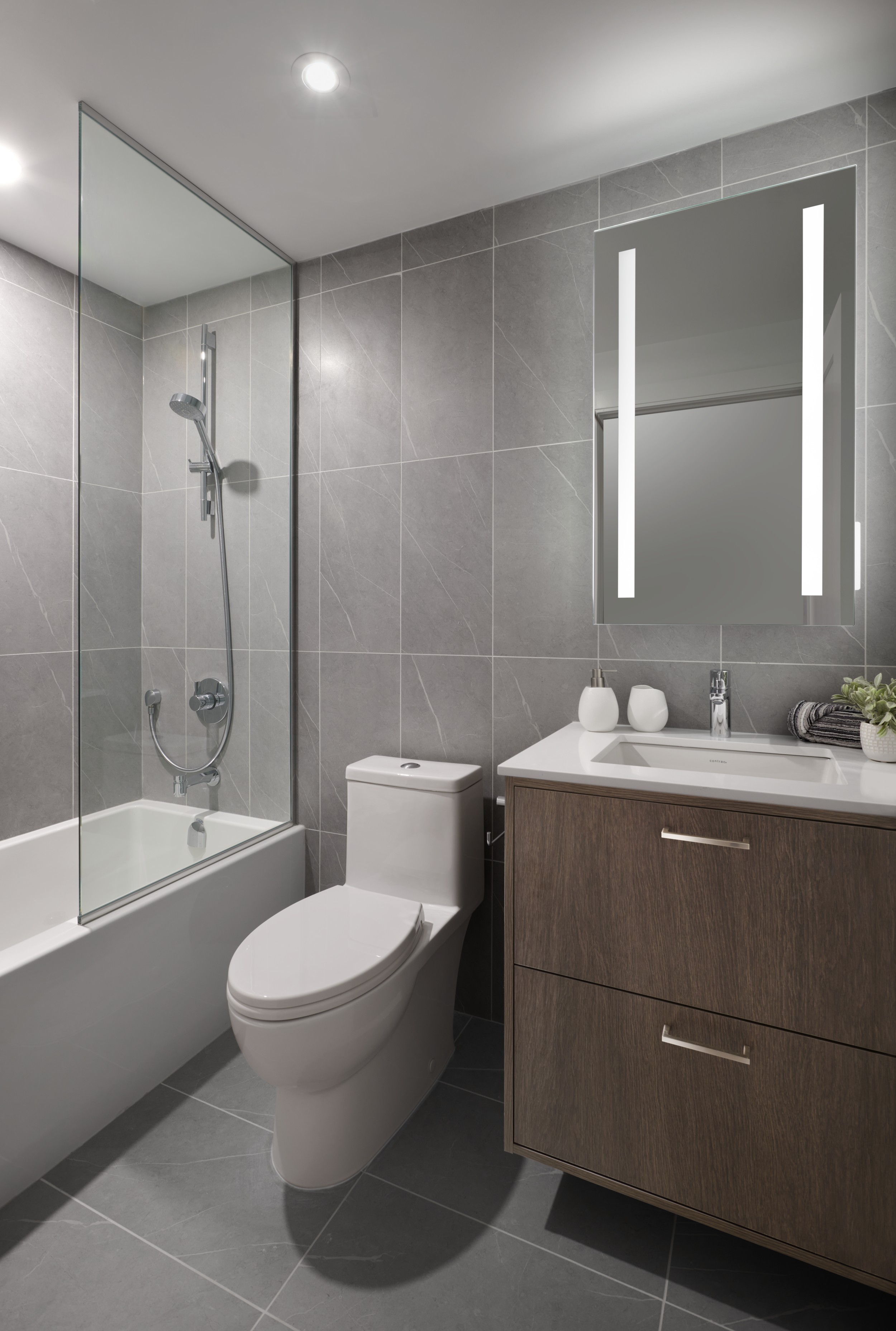 The Well Classic II Suite 501 Secondary Bathroom