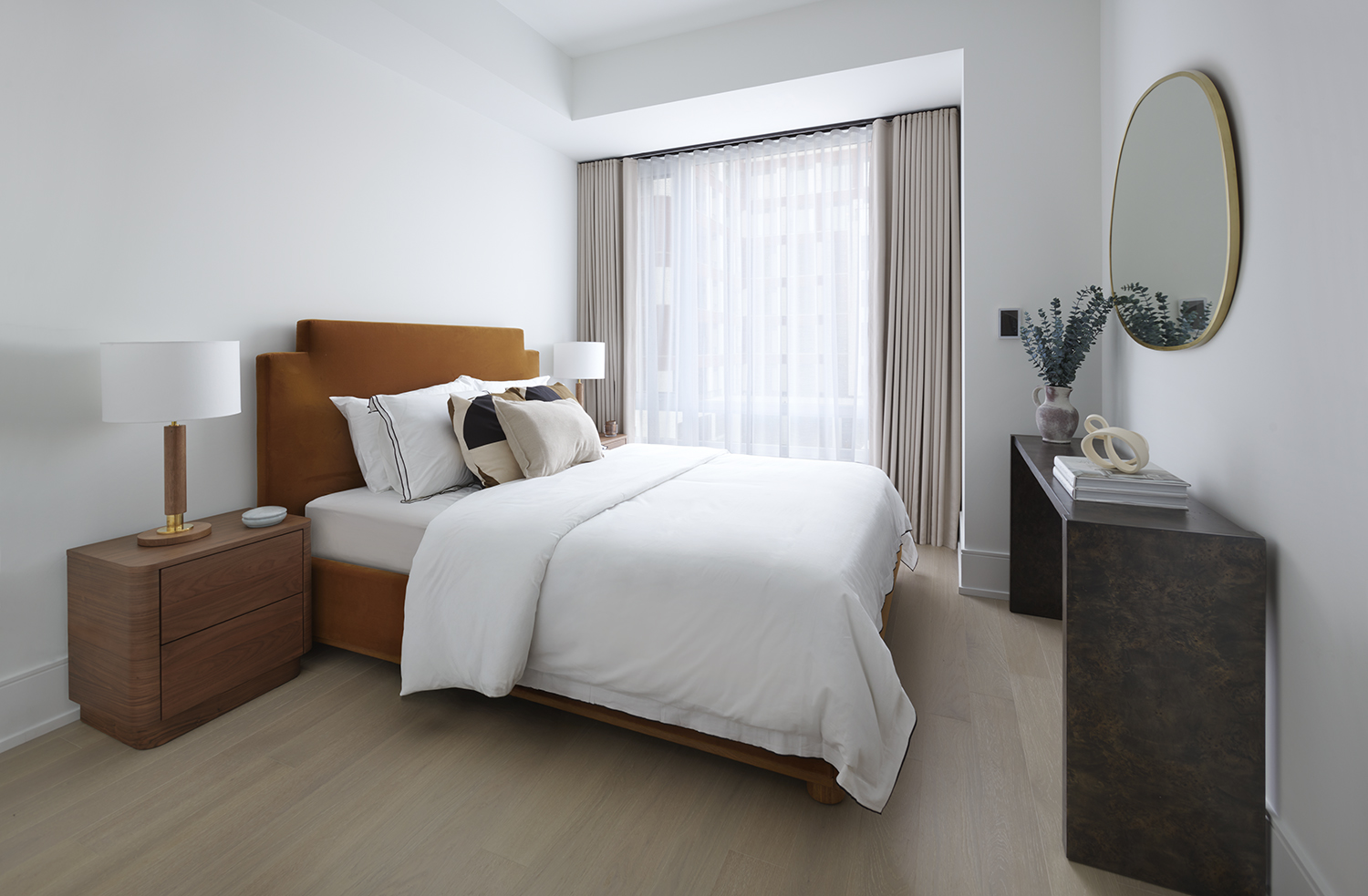 Edenbridge Suite 2L (305) Bedroom