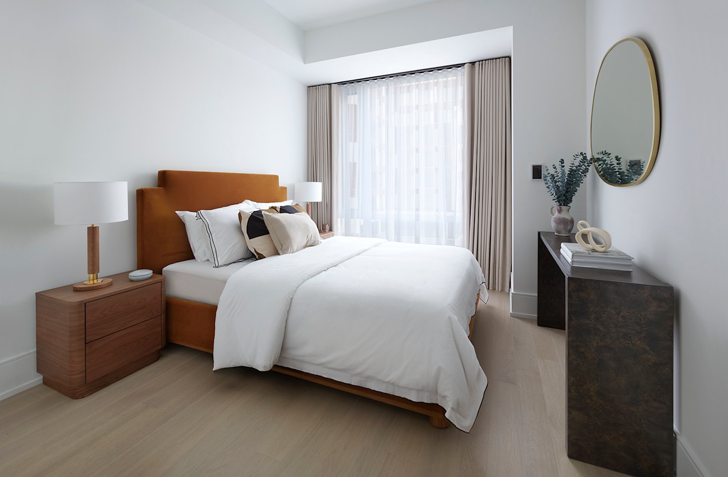 Edenbridge Suite 2L (305) Bedroom