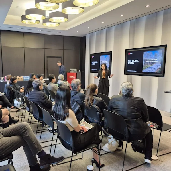 In Seminar Photo.jpg