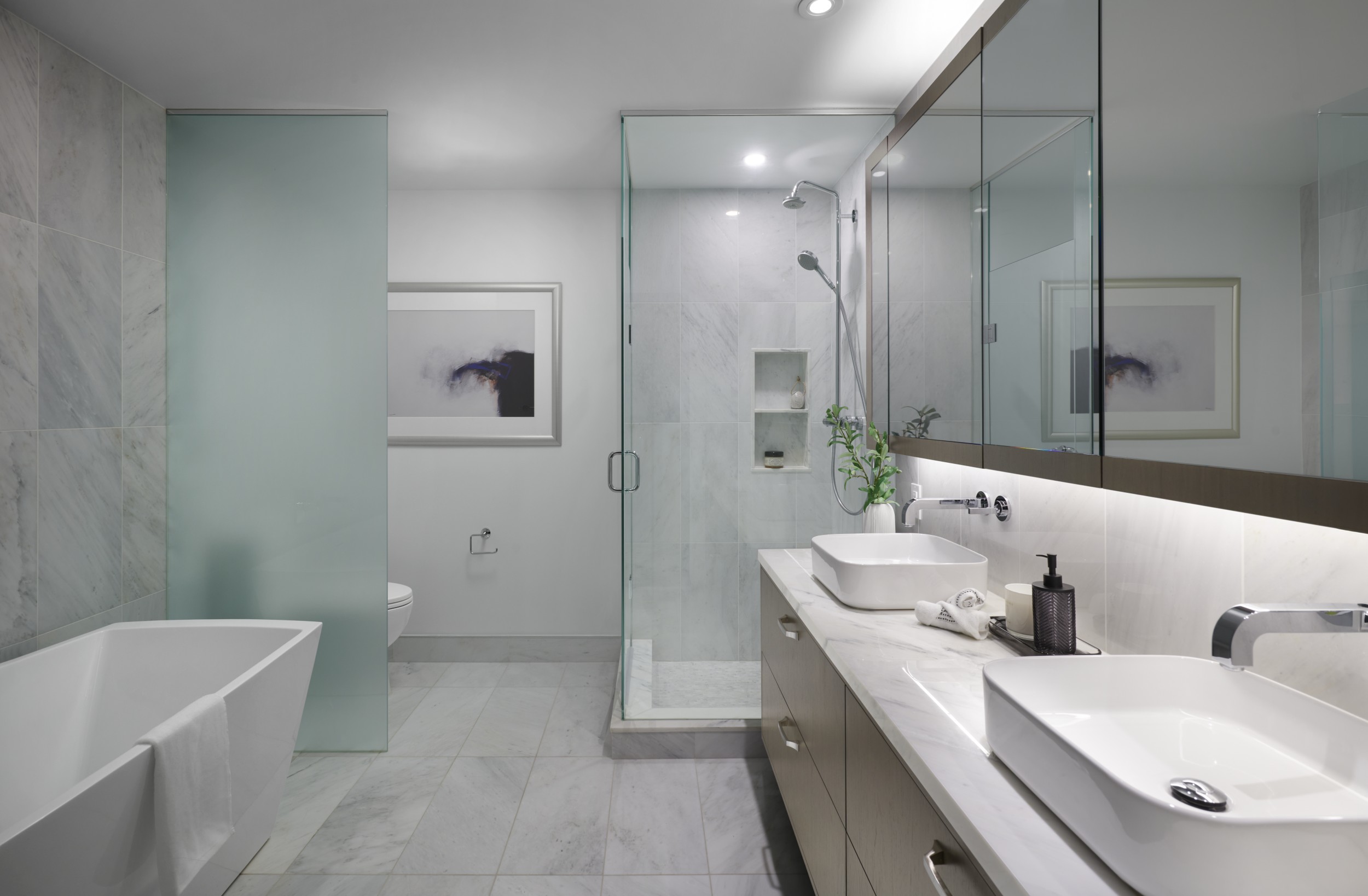 The Well Signature Suite 402 Principal Ensuite