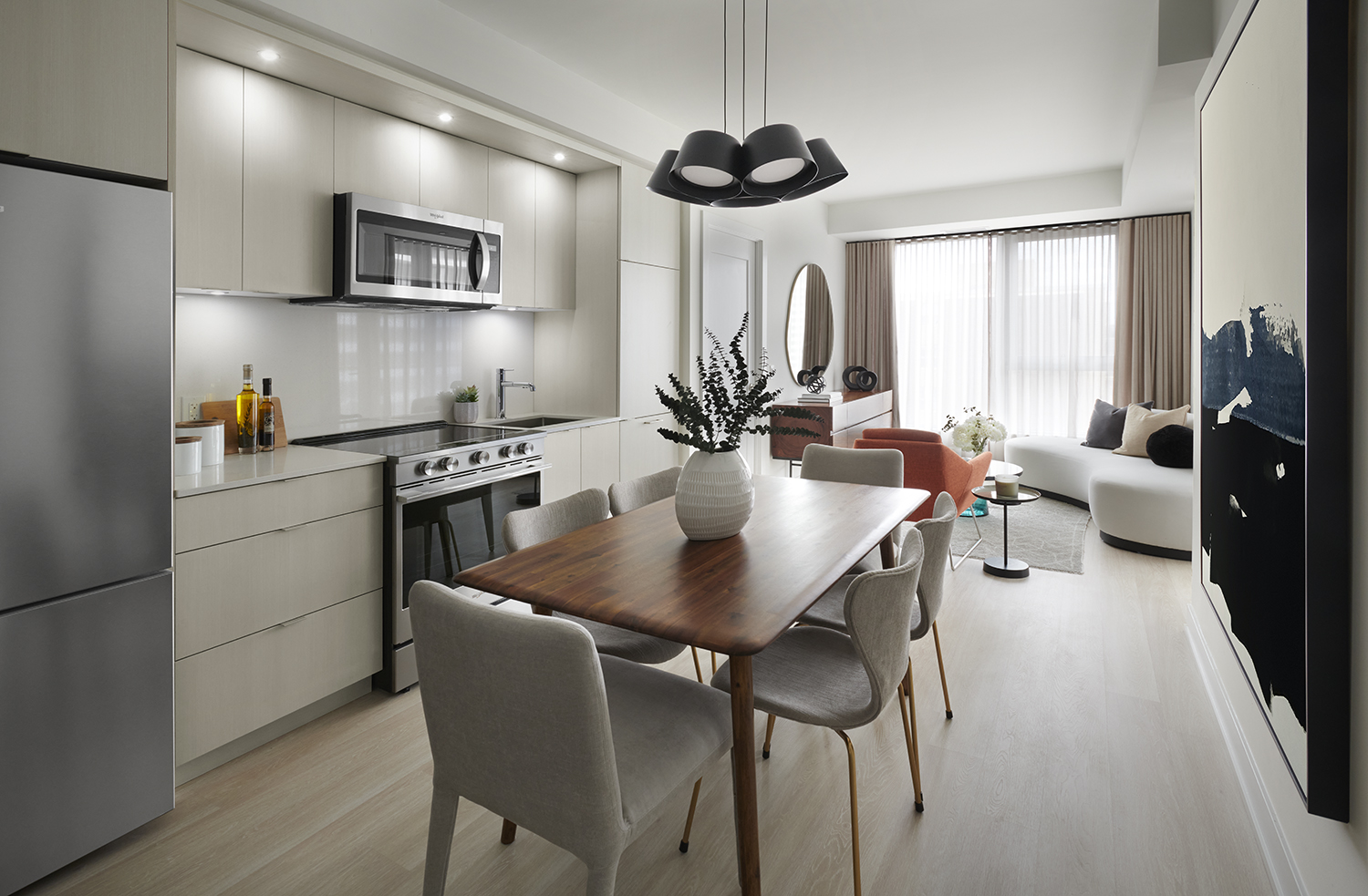 Westerly 2 Suite 604 Kitchen and Dining Room