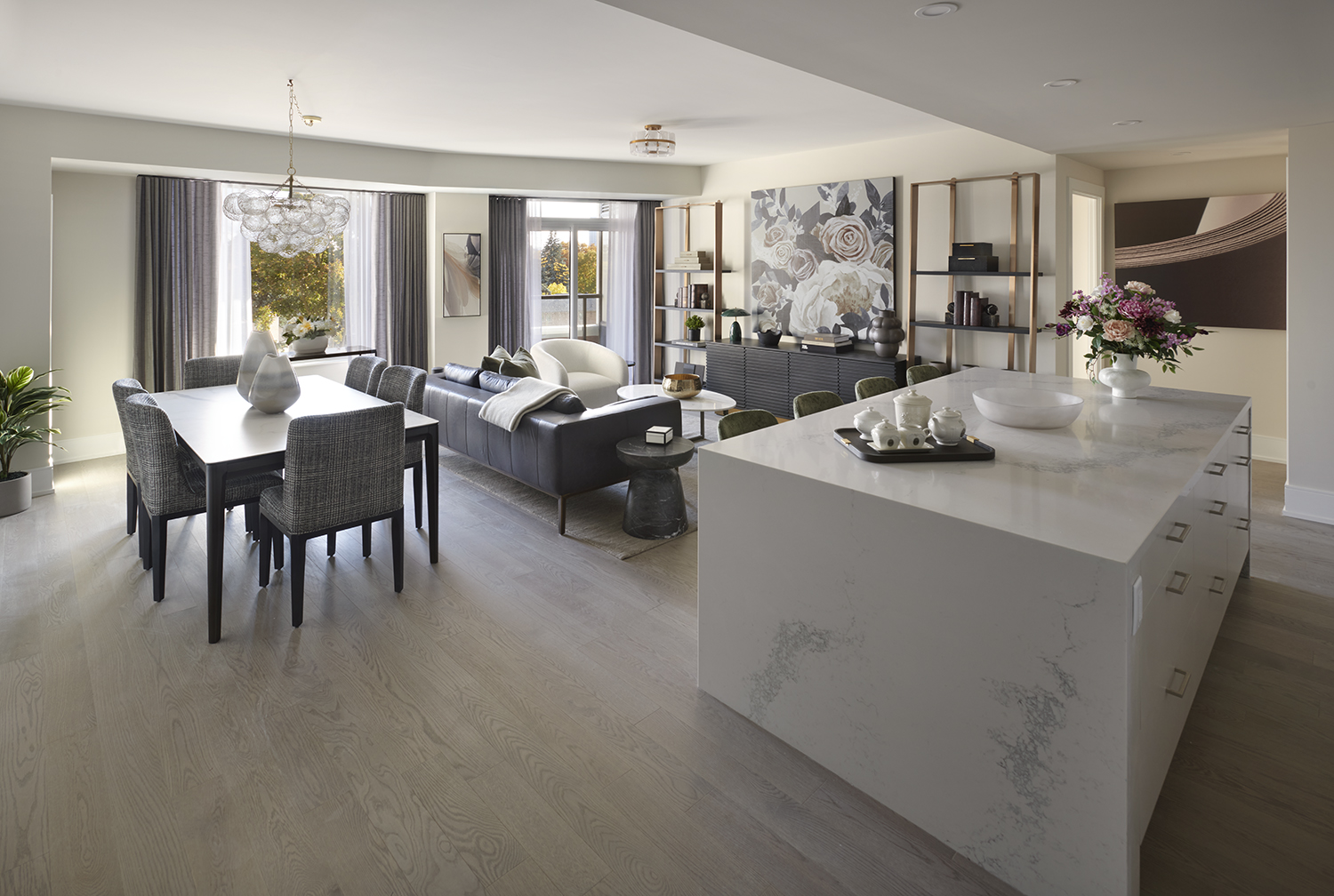 Edenbridge Suite 307 Living Dining and Kitchen