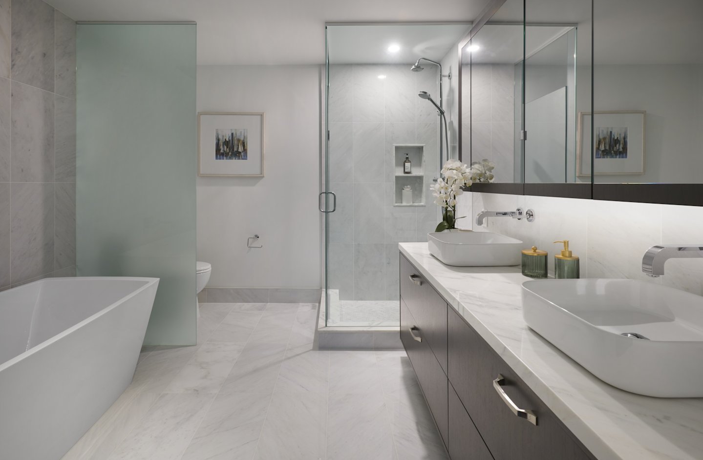 The Well Signature Suite 410 Principal Ensuite
