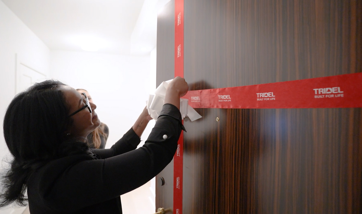 Customer care wrapping door