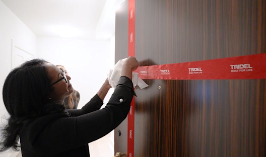 Customer care wrapping door