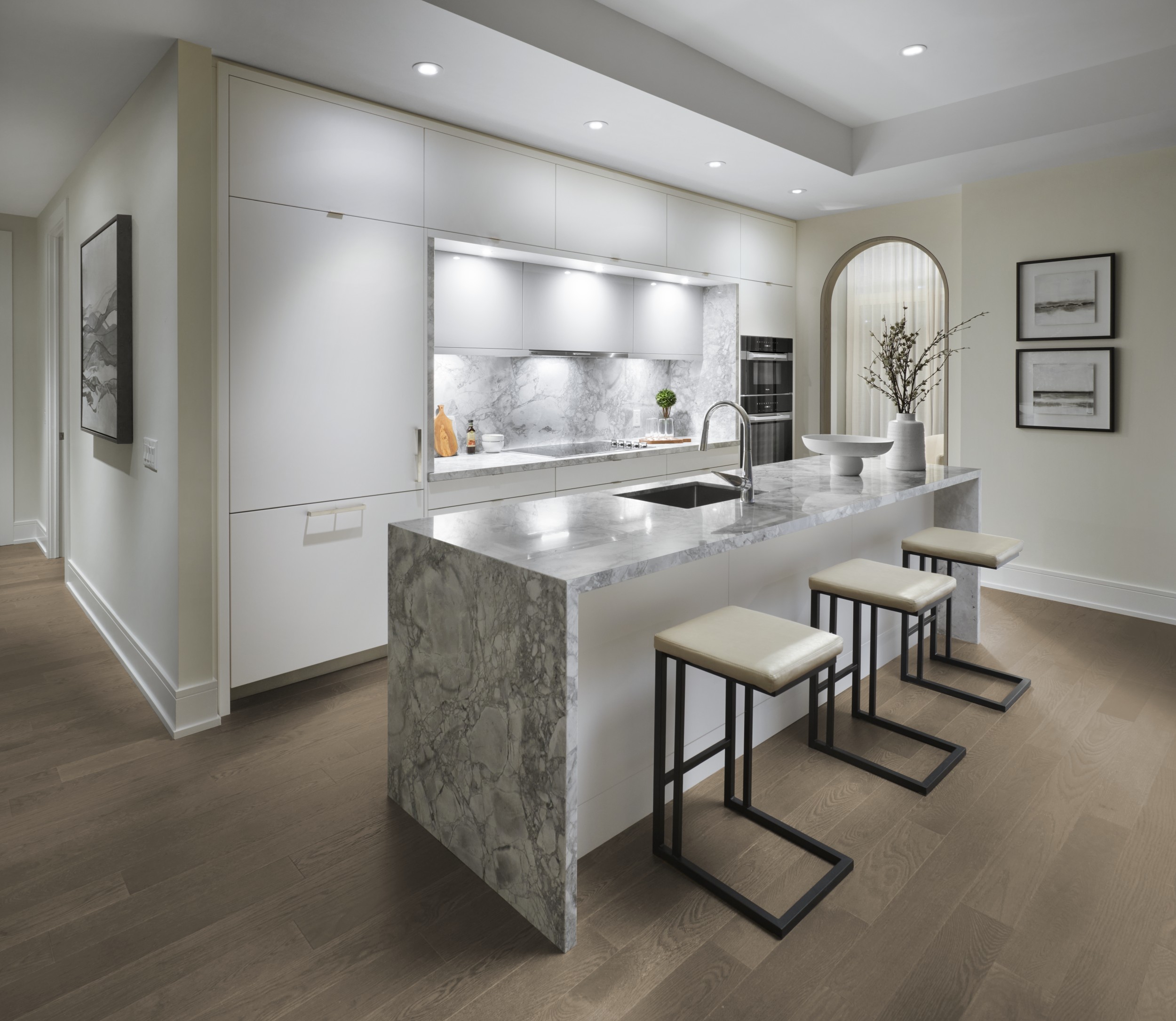Royal Bayview Suite 217 Kitchen