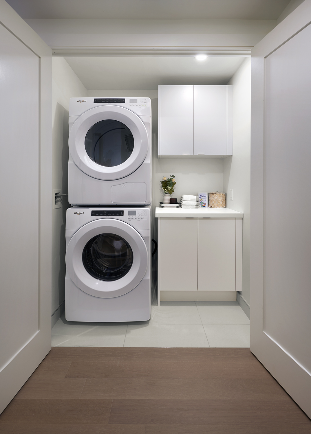Edenbridge Suite 2L (305) Laundry Room