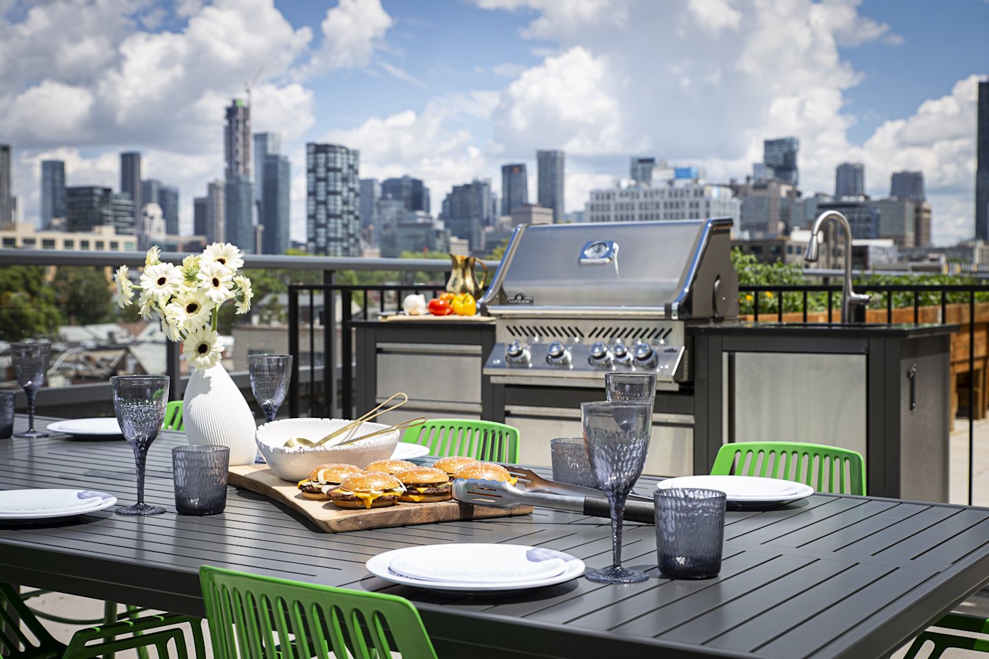 MRKT Amenities Outdoor BBQ Dining