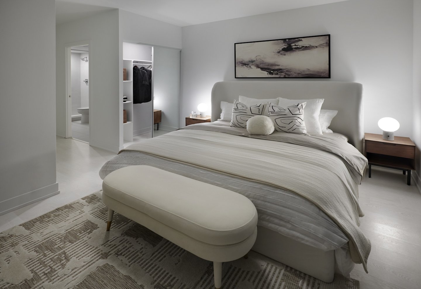 Auberge Suite 214 Principal Bedroom