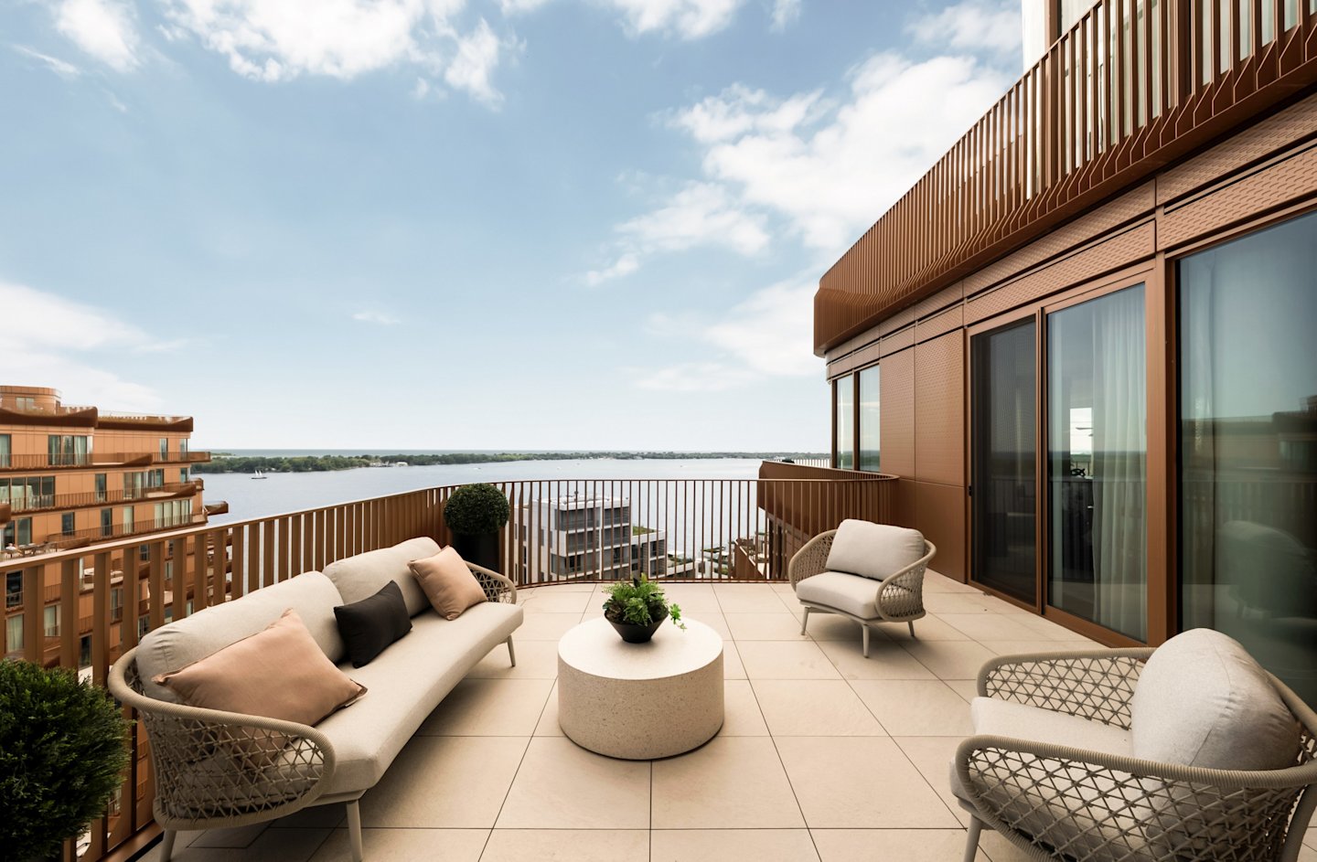 Aqualuna SPH1 Terrace Furniture