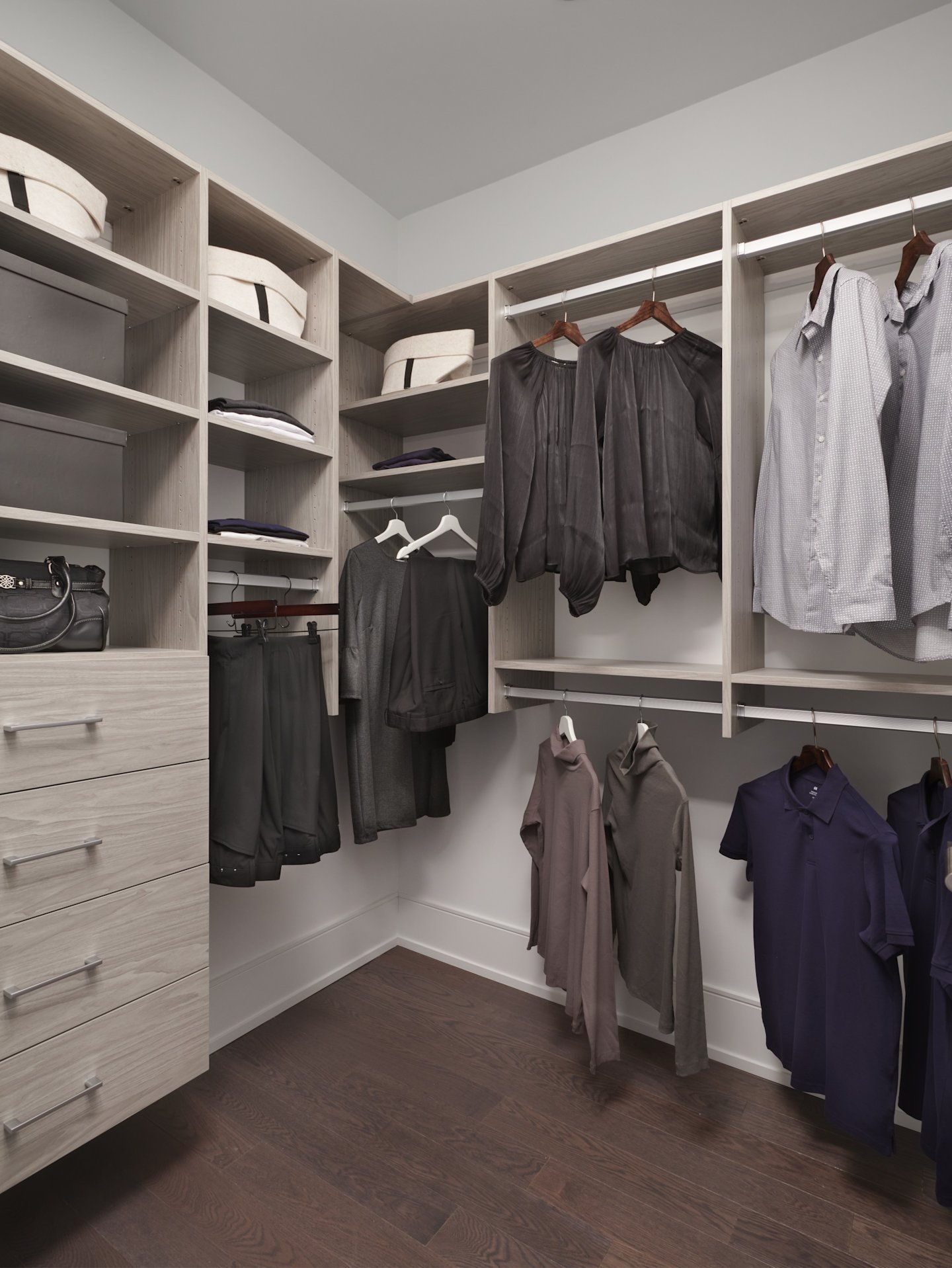 The Well Classic Series II GPH9 Walk-in Closet
