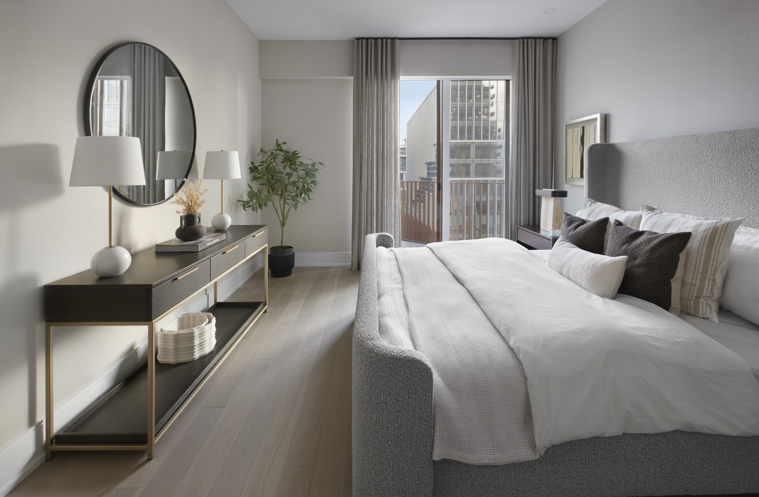 Aqualuna Suite 722 Principal Bedroom