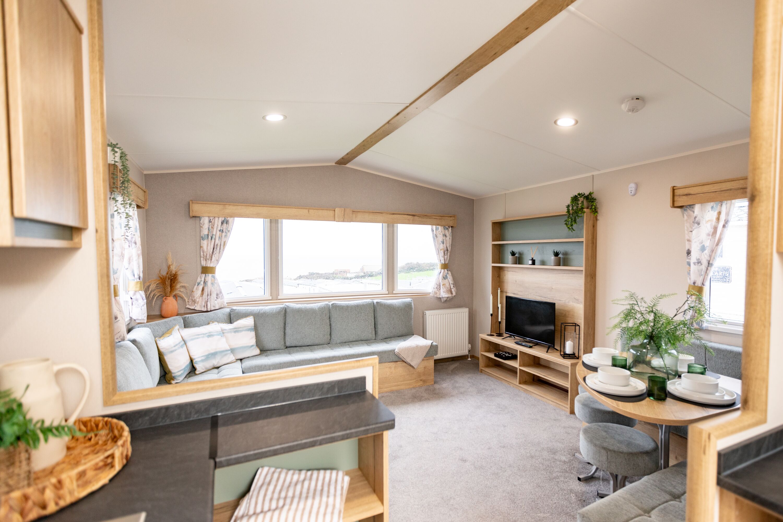 ABI New Horizon lounge