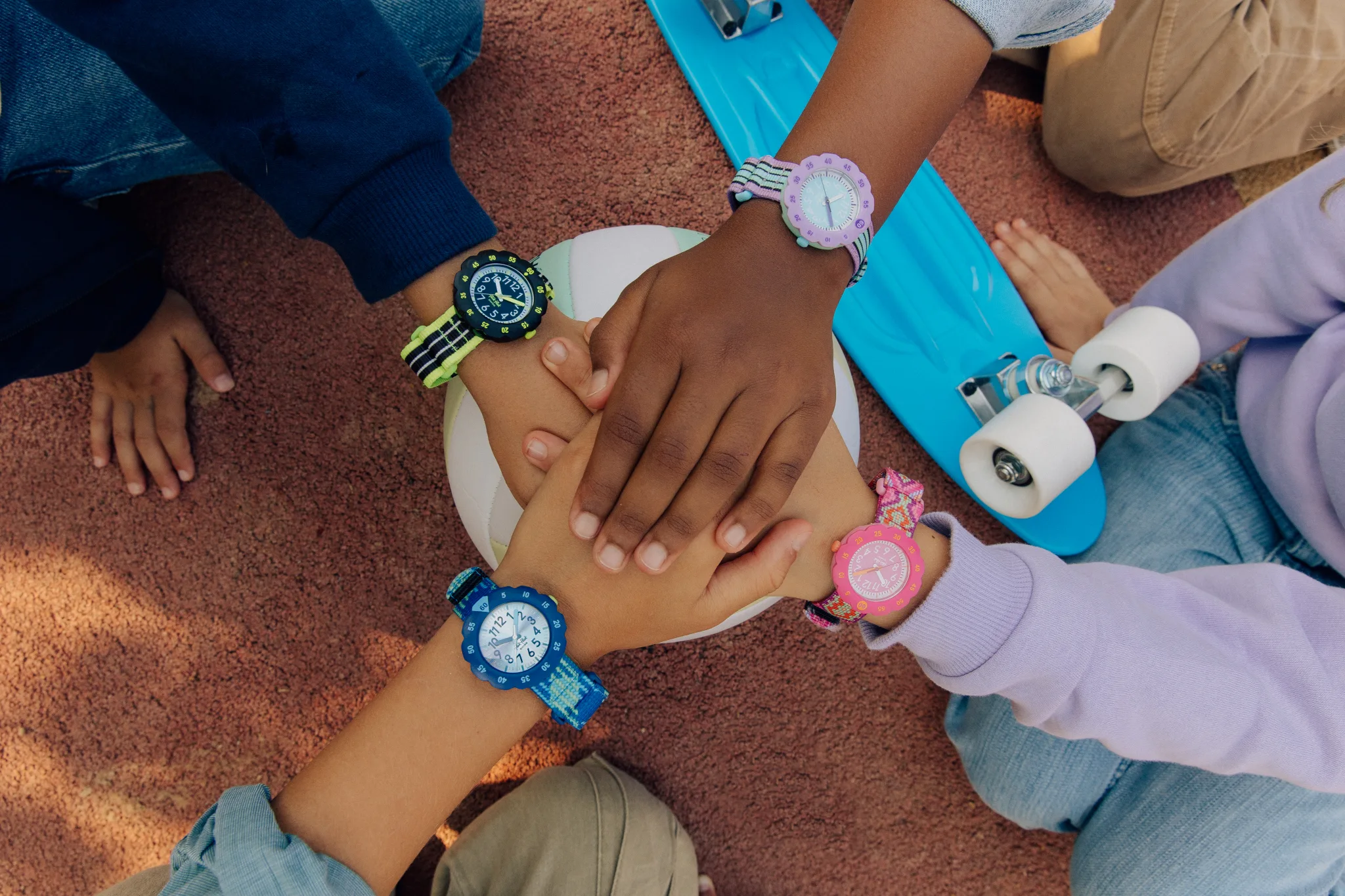 LOOP IT! è la collezione Flik Flak di orologi educativi per bambini con chiusura in VELCRO®