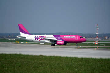 Wizzair aircraft - Flight is cancelled