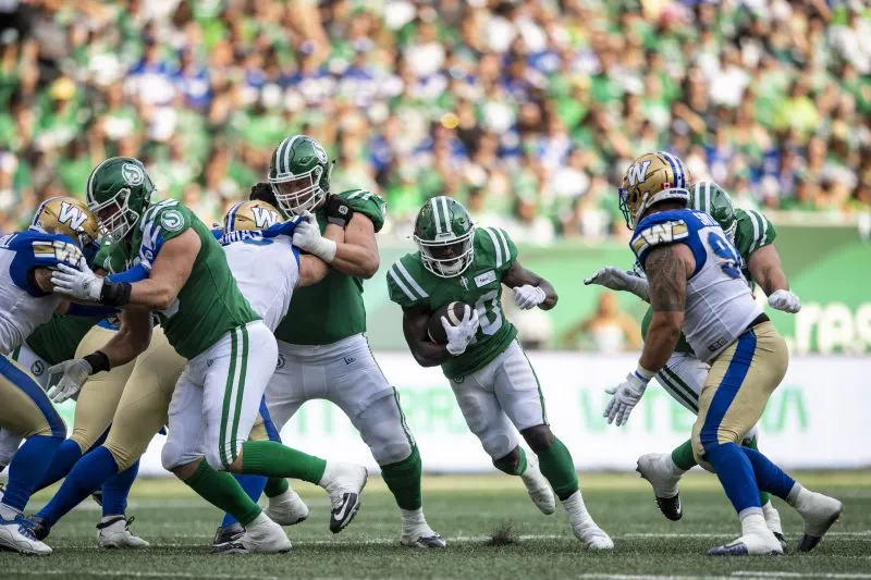 Frankie Hickson running football