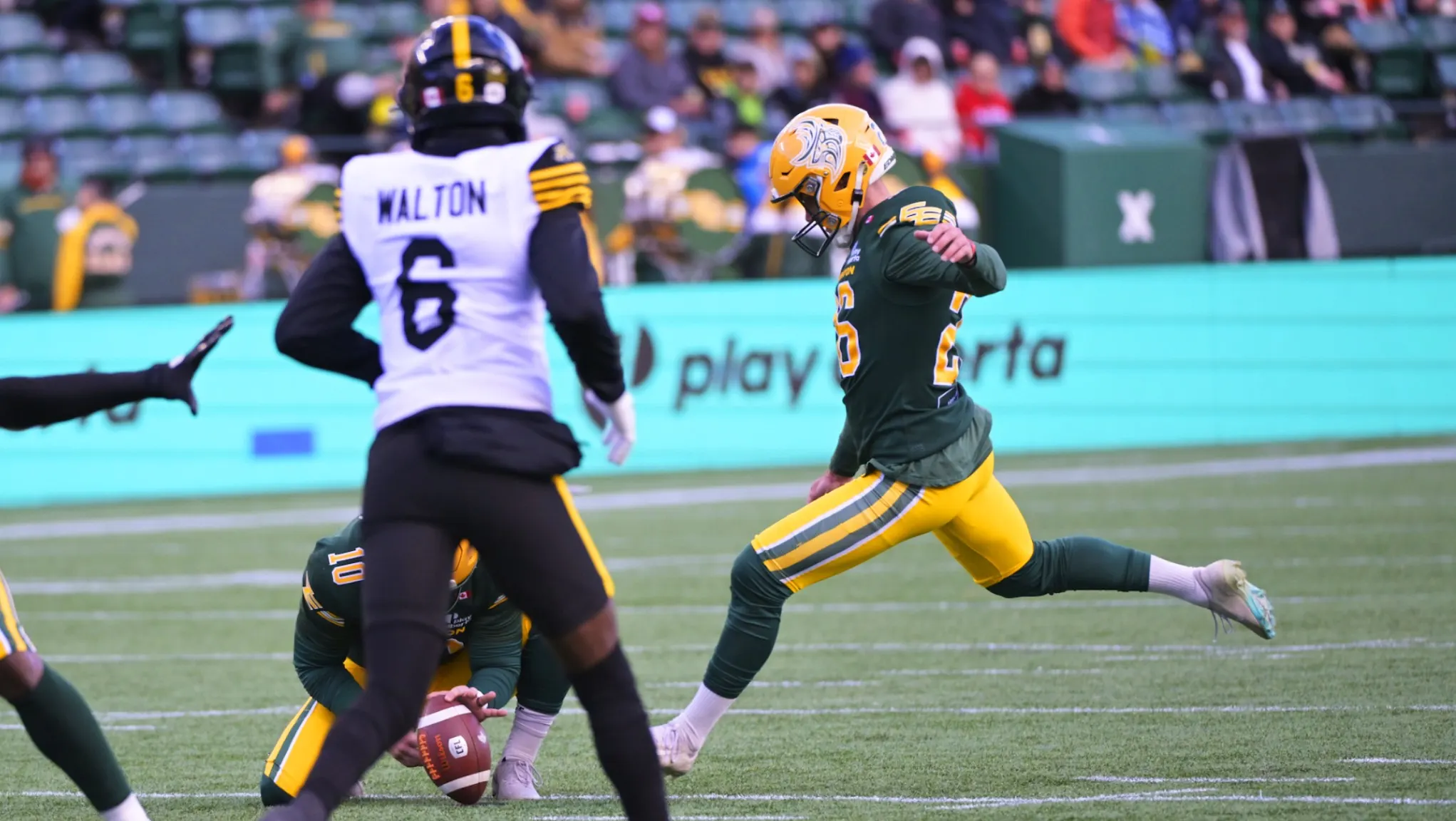 Blanchard établit un record, alors que les Elks défont les Ticats 37-35 en prolongation