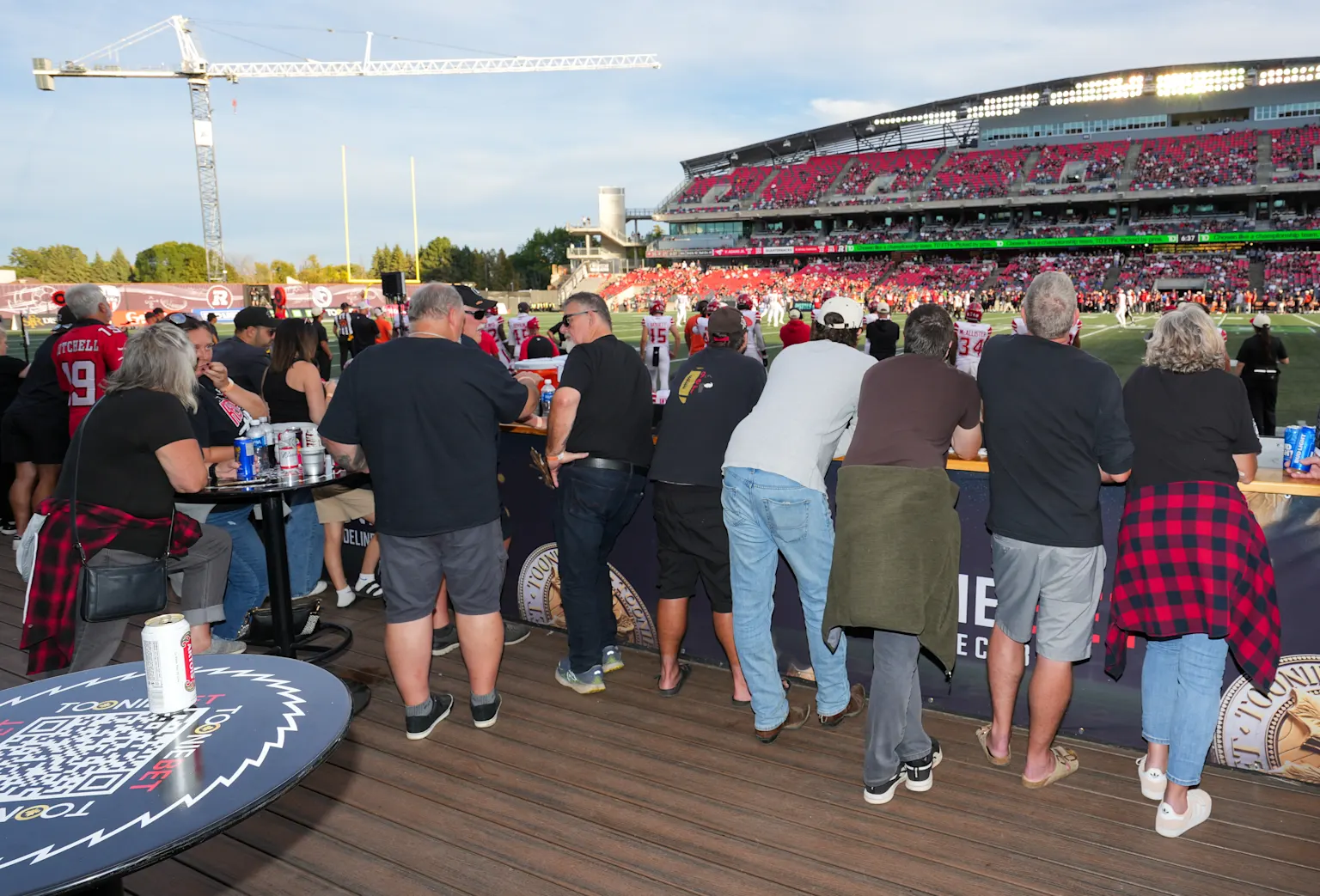 Sideline Suite Primary