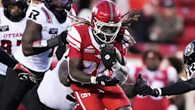 Start vs. Sit: 2 must-plays and who to avoid in Week 17