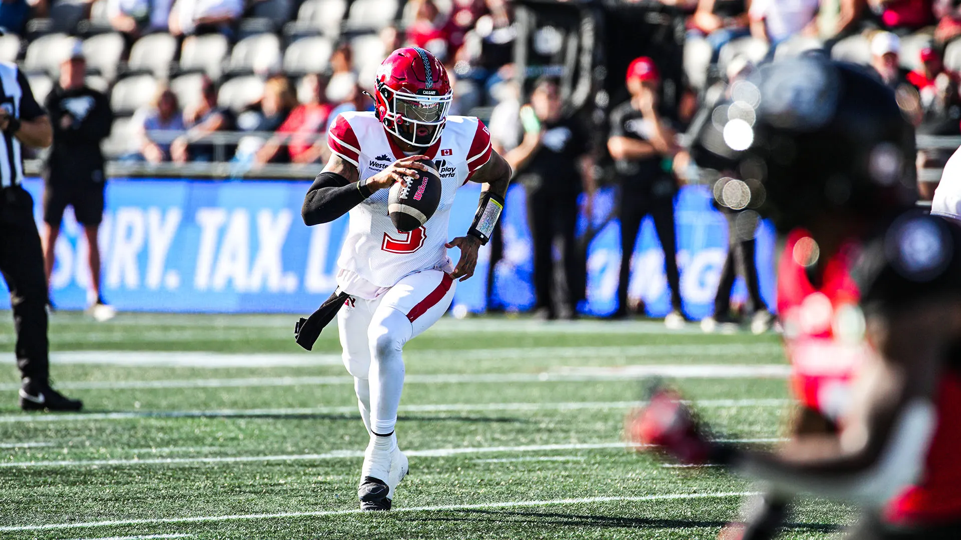 Vernon Adams Jr. Recognized As CFL Player Of The Week