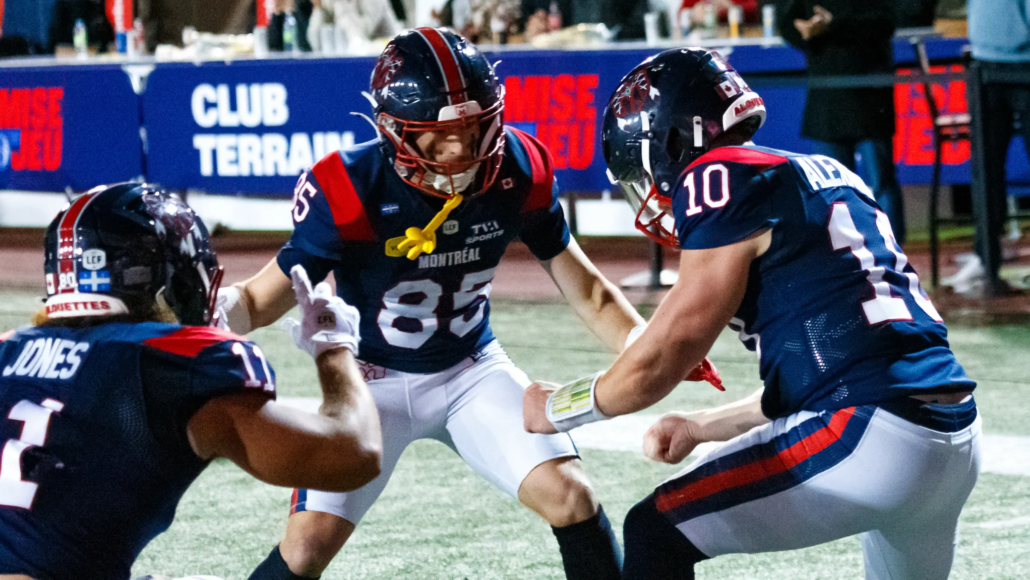 Explosive offence powers Alouettes over Blue Bombers