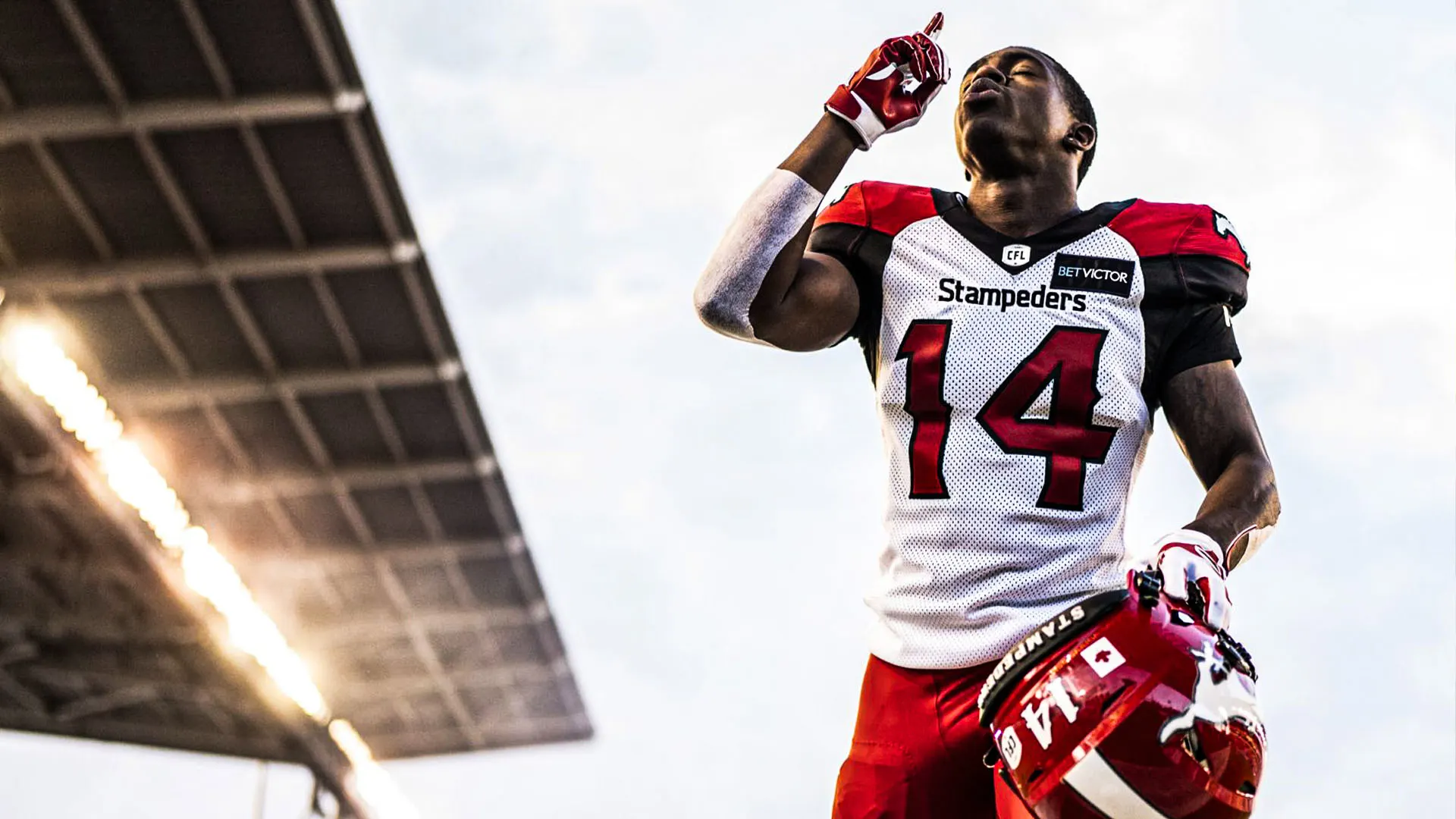 Stamps Bring Back Shawn Bane Jr.