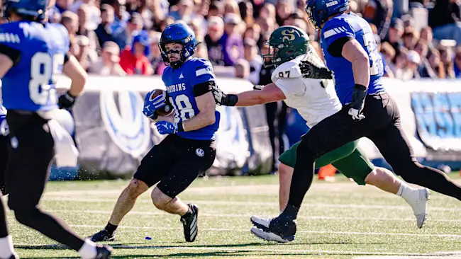 RSEQ : Victoire couteuse pour les Carabins, le Rouge et Or et les Redbirds poursuivent sur leur lancée