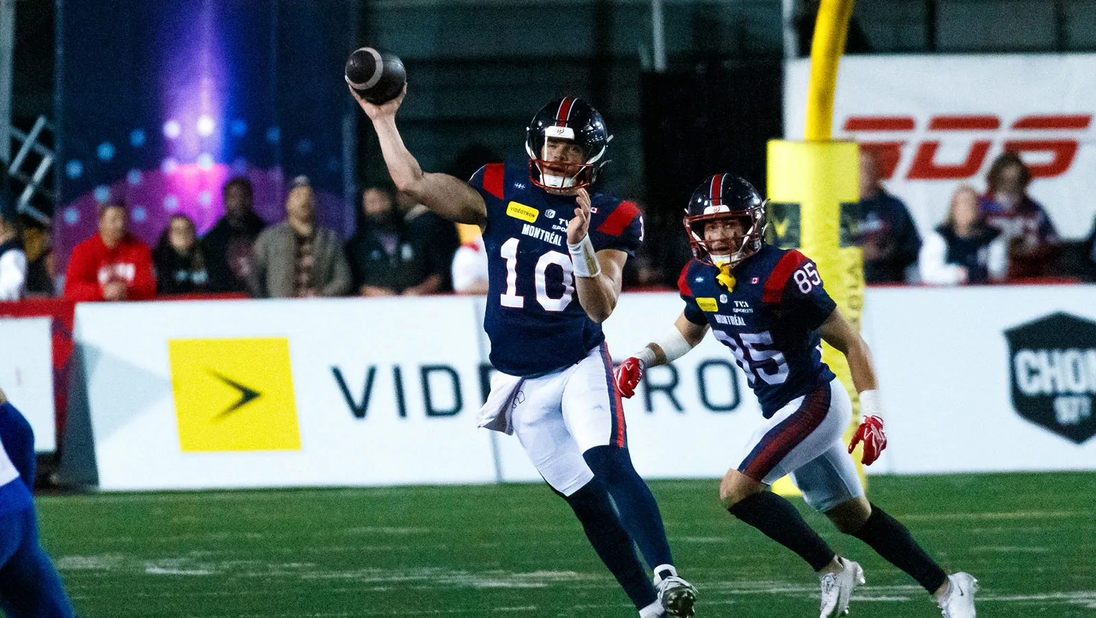 Bourbonnais : Une soirée historique et électrique au stade Percival-Molson