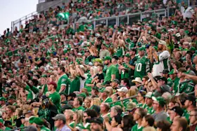 ROBSERVATIONS: One cheesed-off columnist … non-Winnipeg classics! … remembering the “Ken Clark” game … the last LDC non-sellout 