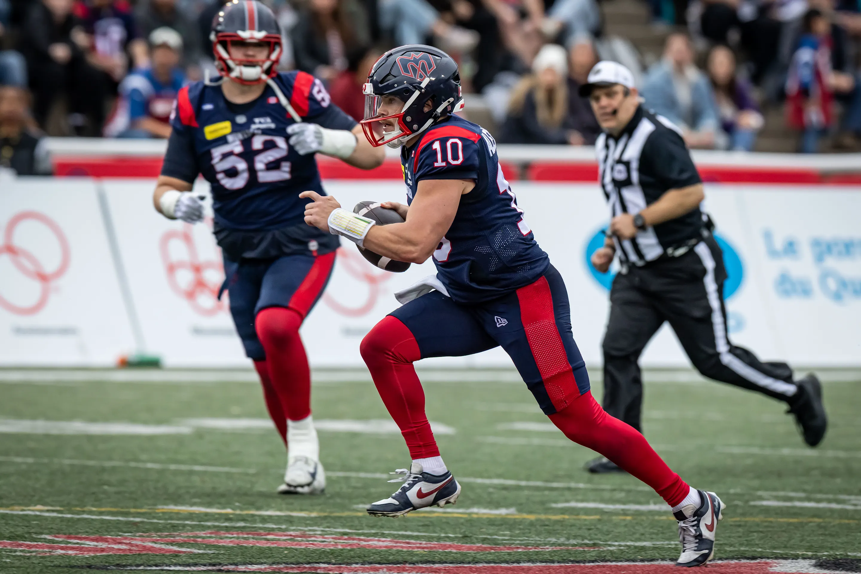 Davis Alexander parmi les joueurs de la semaine de la LCF
