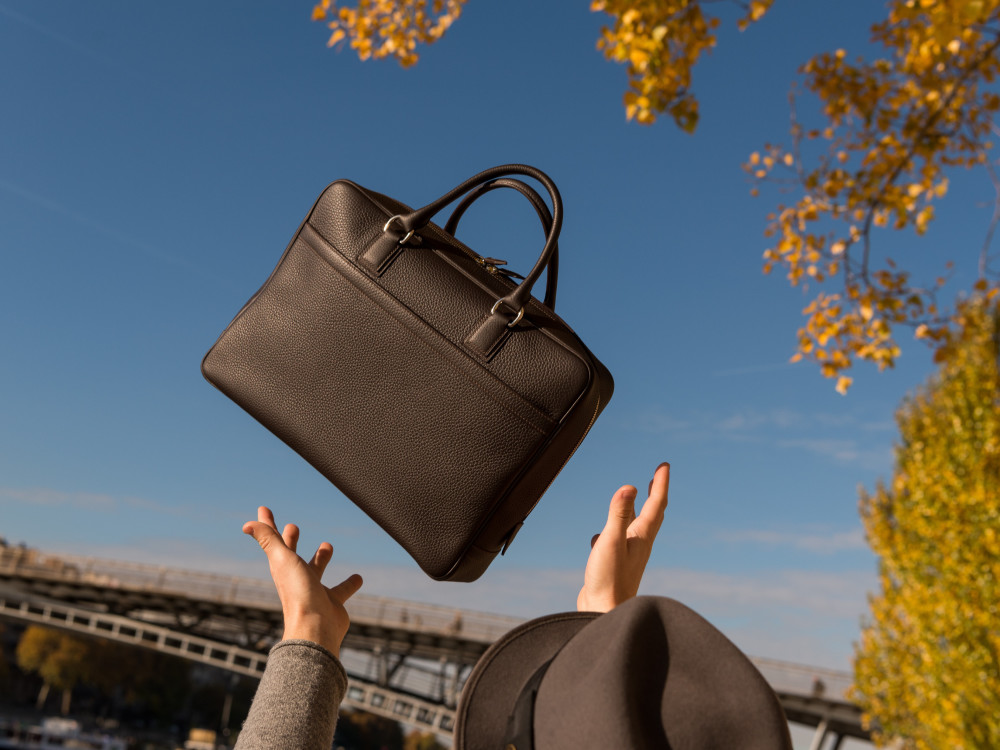 希少　フランスアンティーク　ドール　レザー バッグ　革 楽天市場】ノベルティ付 【正規取扱店】 アニアリ ボディバッグ