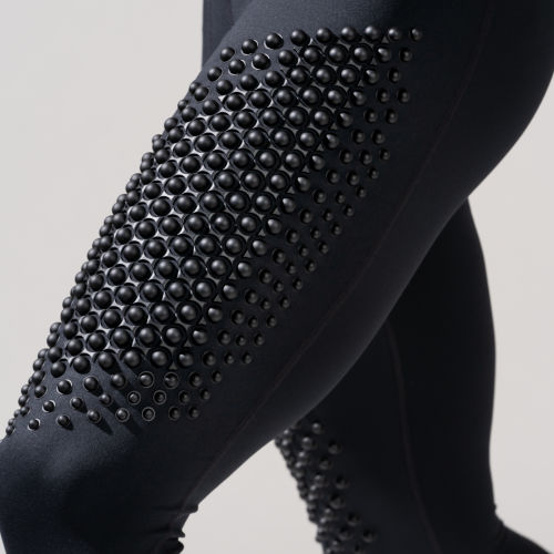 Side view closeup of Male wearing OMORPHO Black G-Tight athlete tights