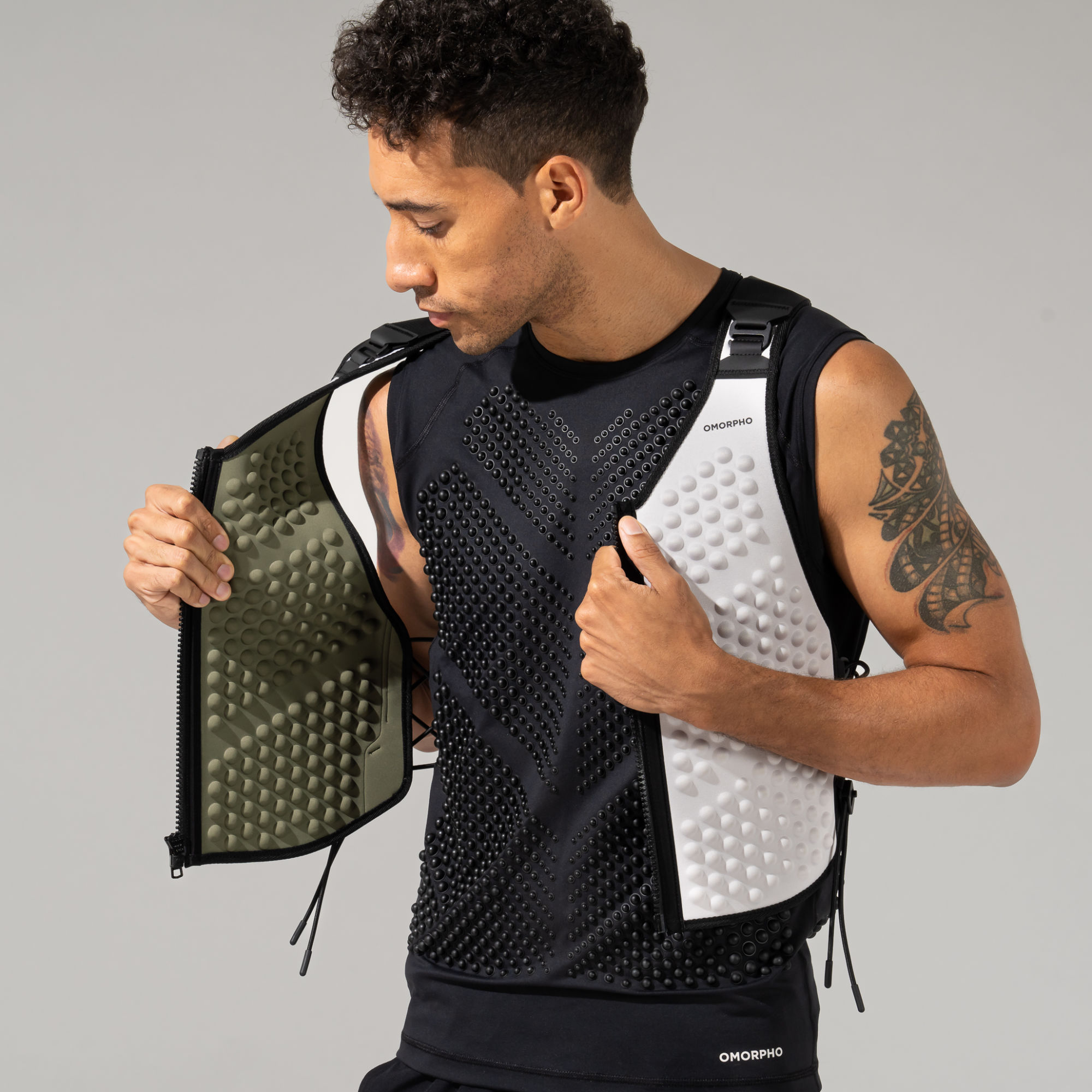 Front view of Male wearing Omorpho cloud G Vest