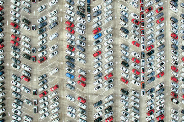 大规模的停车场